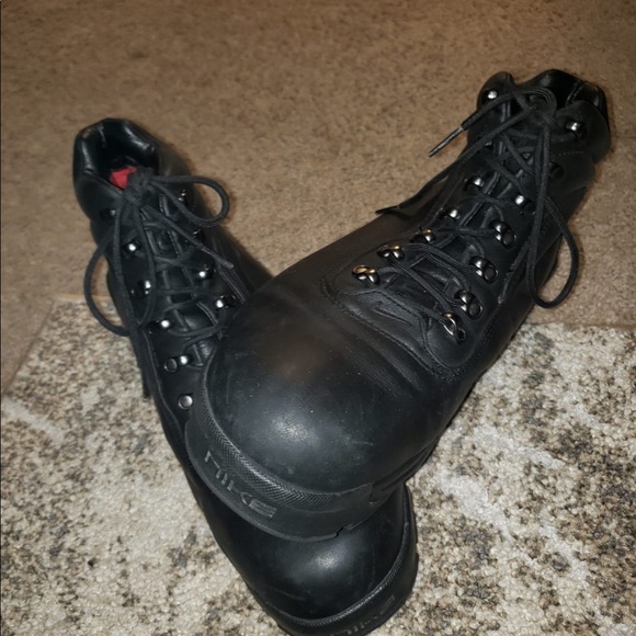 Men’s Nike boots